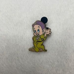 Disney Seven Dwarves Dopey Pin